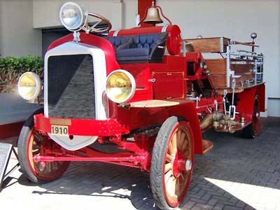 1910 Knox fire truck